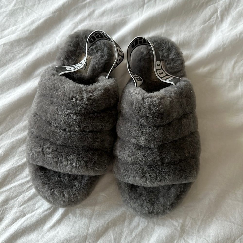 Grey ugg slippers size 8